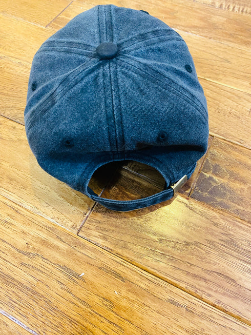 No cap- vintage baseball cap (black)