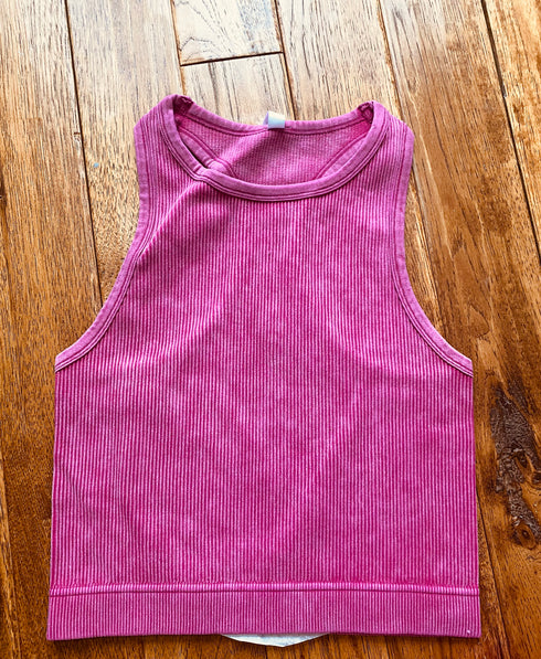 Washed ribbed seamless cropped tank top (magenta)