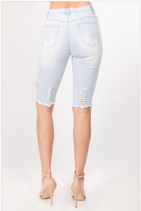 Distressed denim (Plus)