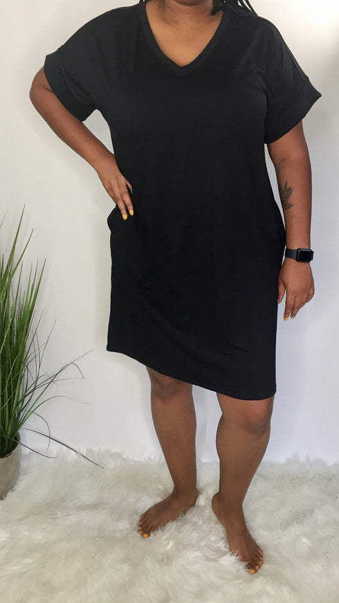 Simple and sassy -t shirt dress (black)