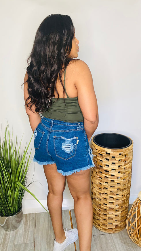 Walk it like I talk it -denim skort (medium wash)