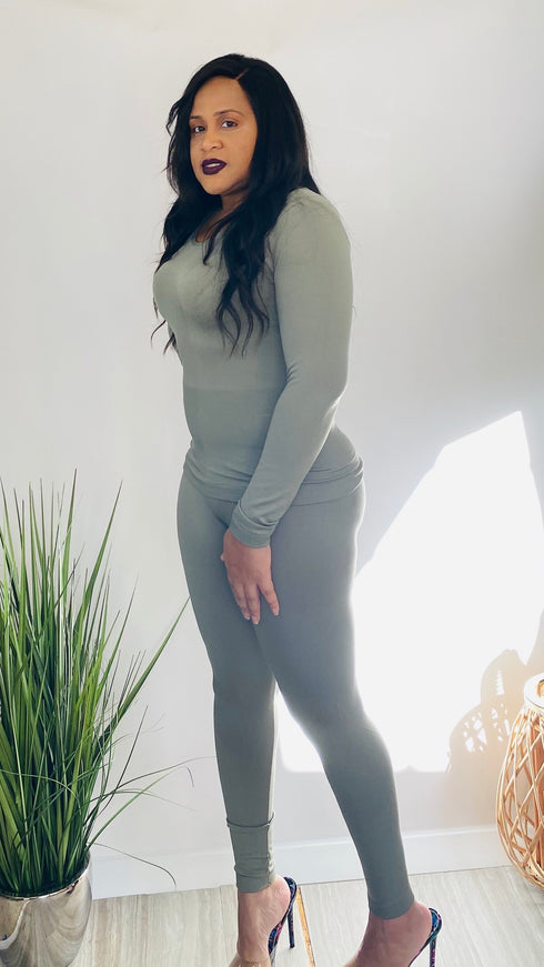 Wear Everywhere - lounge set (Olive)