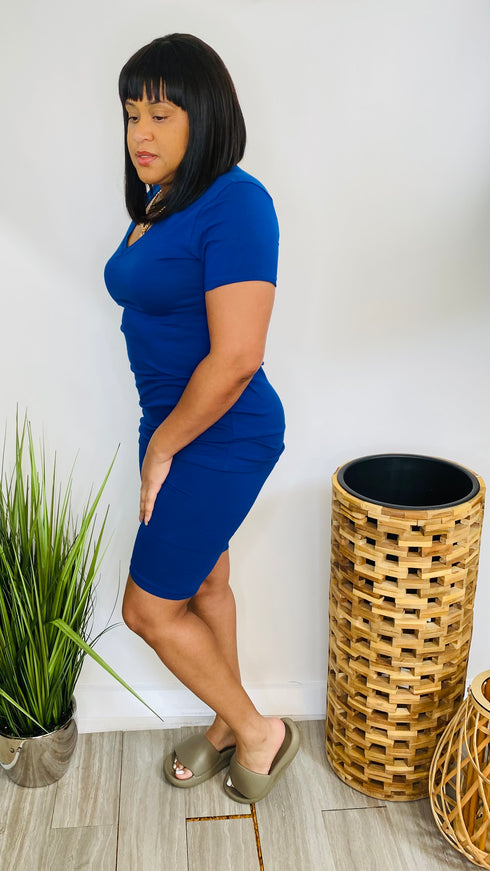 Baesic mid navy biker short set