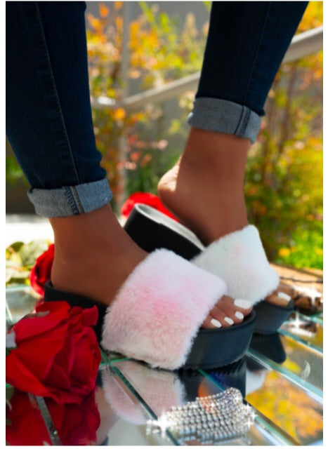 Bubble gum | fur slides (multicolor)