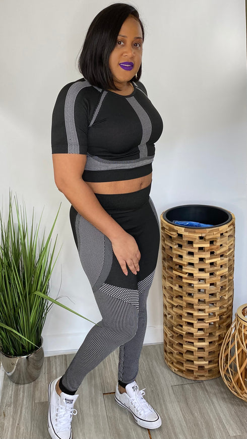 Talk of the Town - activewear sets (black)